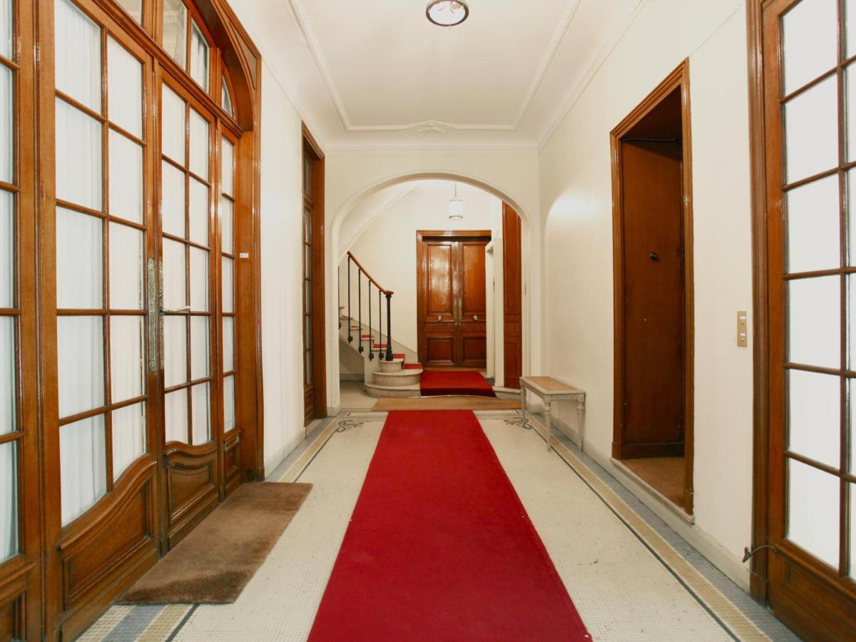 פריז Outstanding 2 Bedrooms With A Terrific Eiffel Tower View מראה חיצוני תמונה