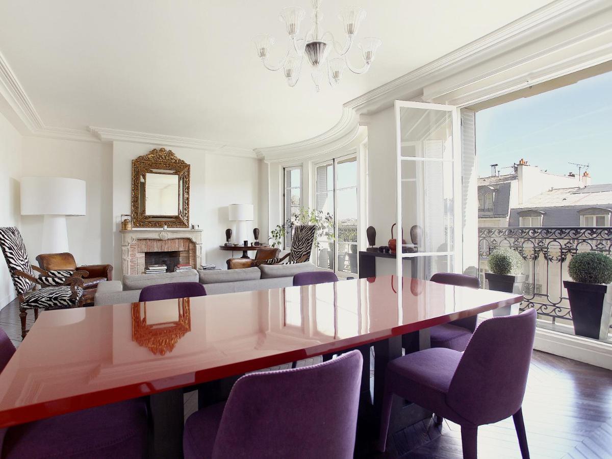 פריז Outstanding 2 Bedrooms With A Terrific Eiffel Tower View מראה חיצוני תמונה
